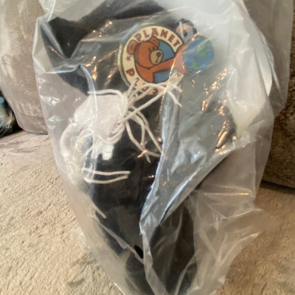 Planet Plush by Sally Winey 'Otto' The Detroit Bear 1999 - Picture 3 of 5